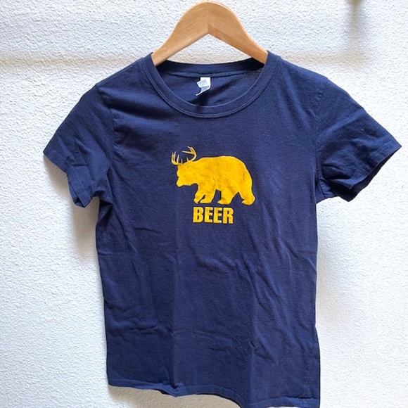 Bella Other - Fits Adult Small. T-Shirt. Short Sleeve. navy with yellow bear with antlers. EUC